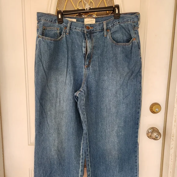 Universal Thread Jeans - Picture 1 of 6